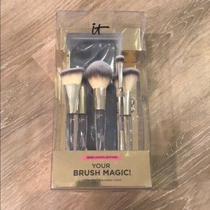Your Brush Magic by It Cosmetics!